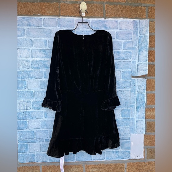 realisation par the mary jane crushed velvet dress size medium NWT - Picture 11 of 14